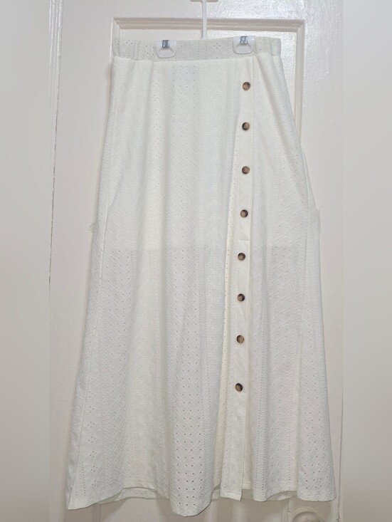 SHEIN Dresses & Skirts - SHEIN White Eyelet Midi Skirt Women's M Button Front A-Line Boho Cottagecore